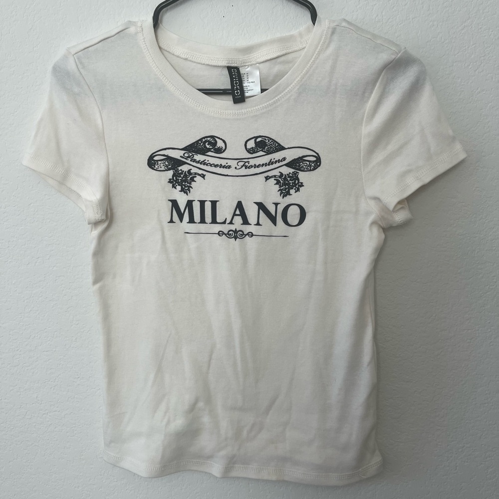 H&M Graphic Tee Size XS
